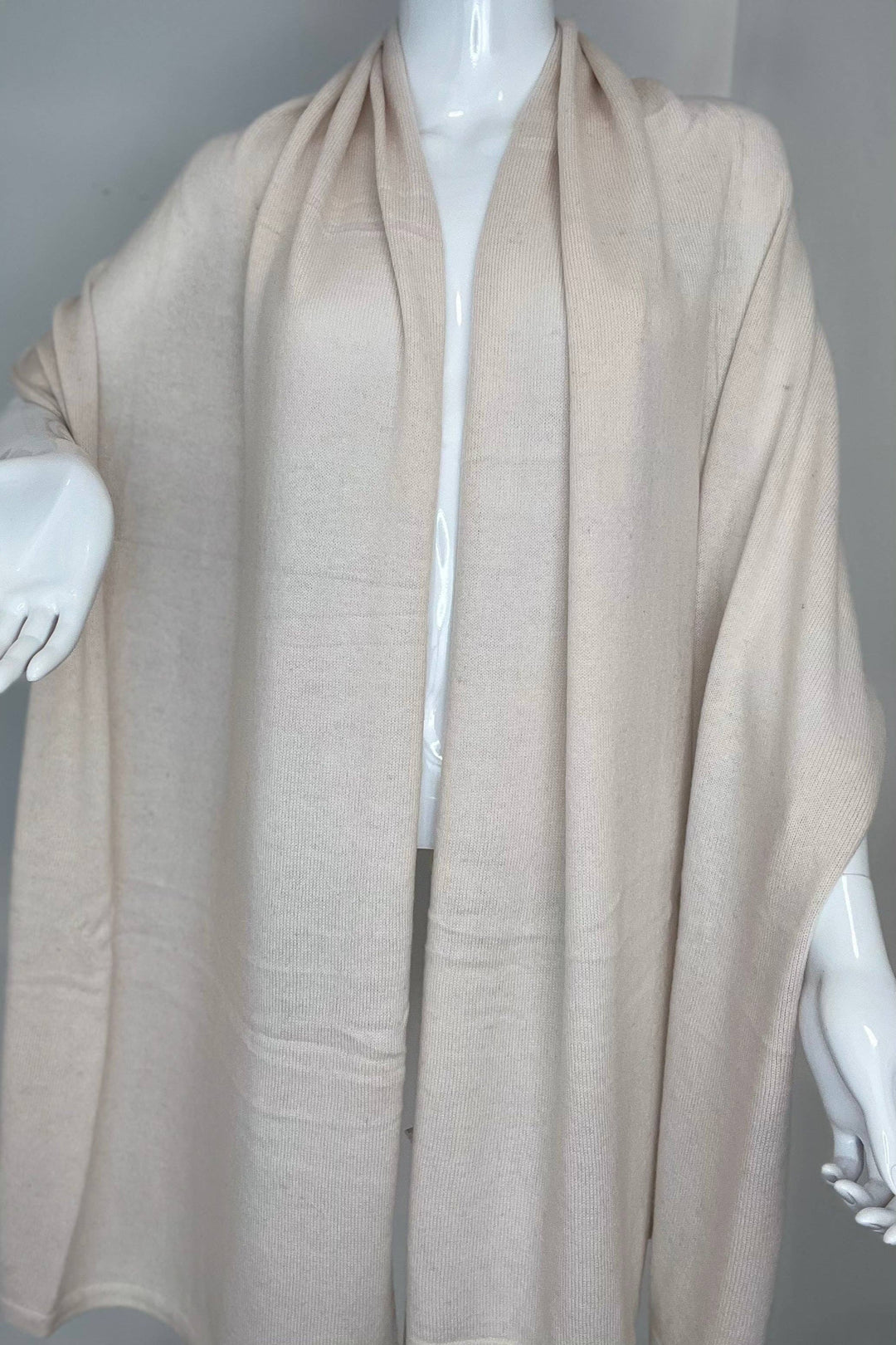 Cashmere Knitted Off White Wrap