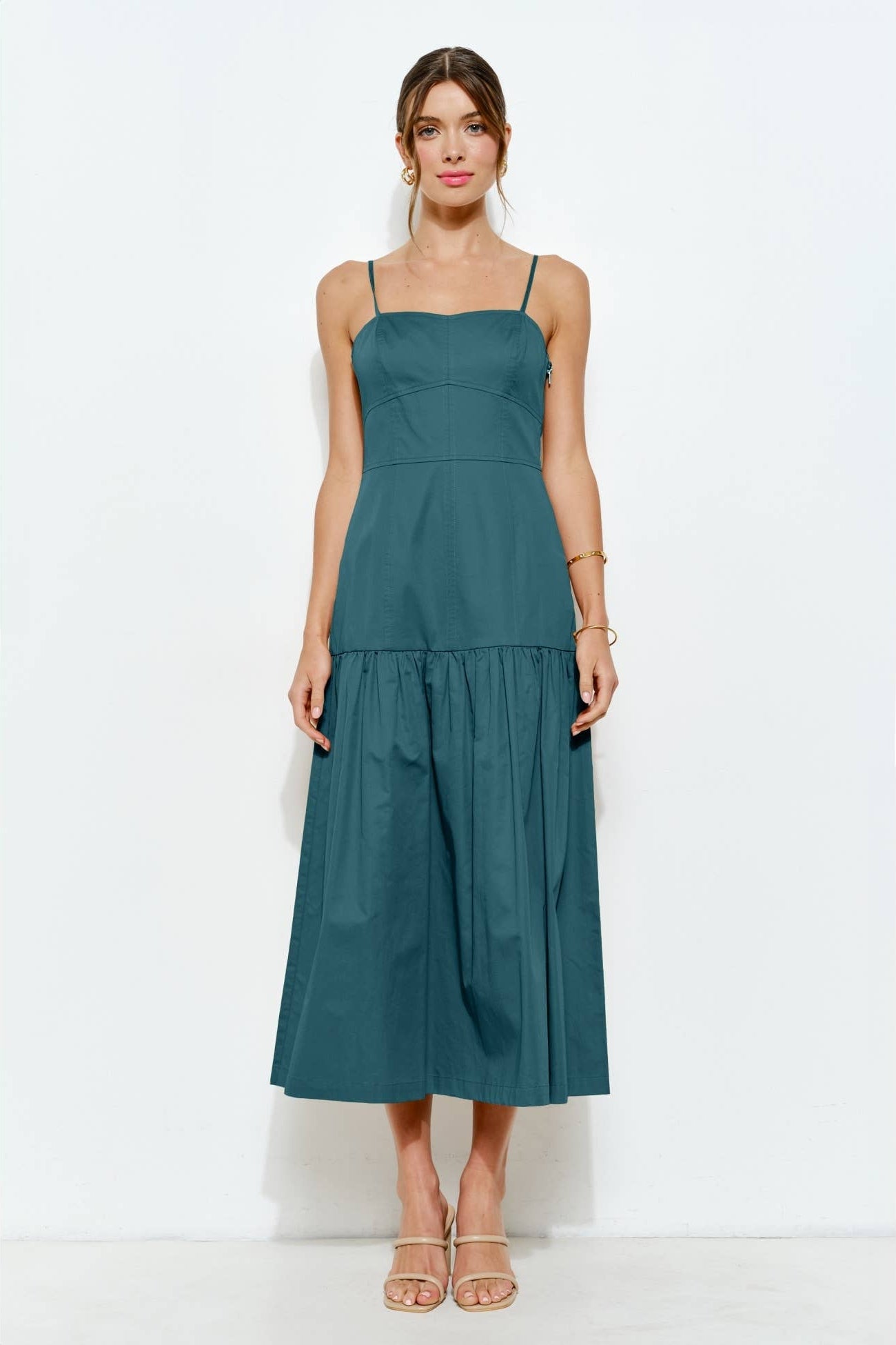 celebration time emerald green sleeveless tiered midi dress Square Neck – Adlib Clothing neckline_Boat Neck
