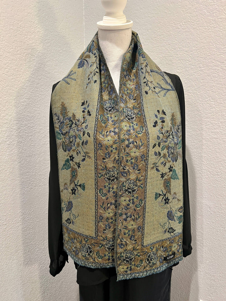 Neck scarf ~ Green Bird
