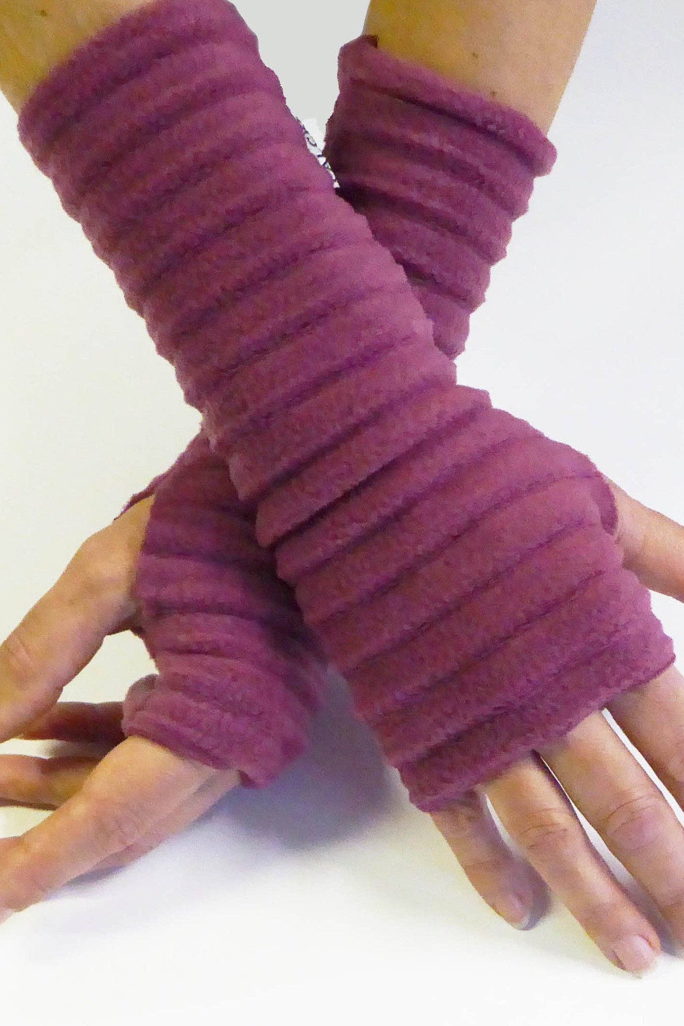 Wristees Fingerless Gloves - Raspberry Pink – Adlib Clothing