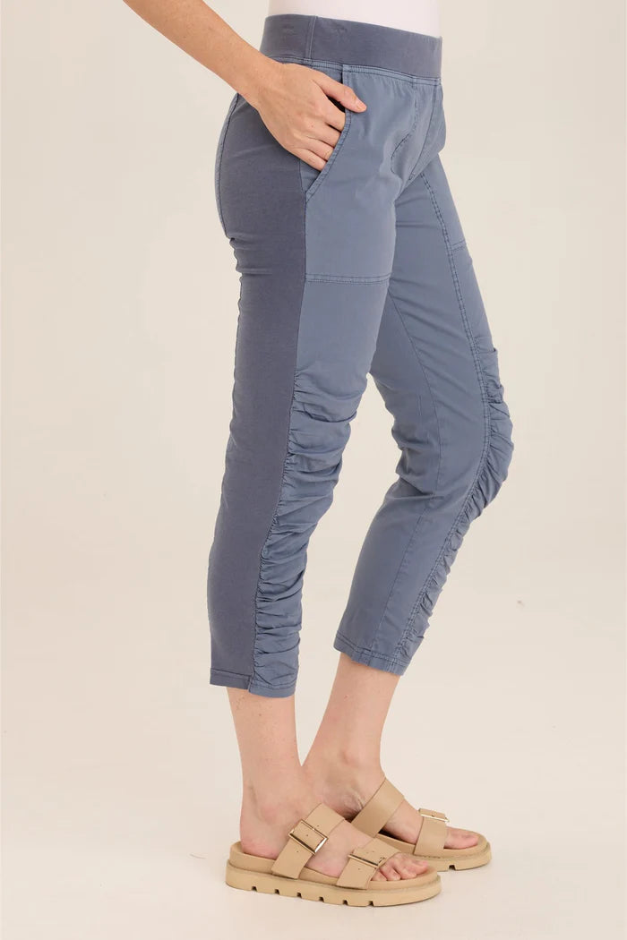 Geyser Crop Pant