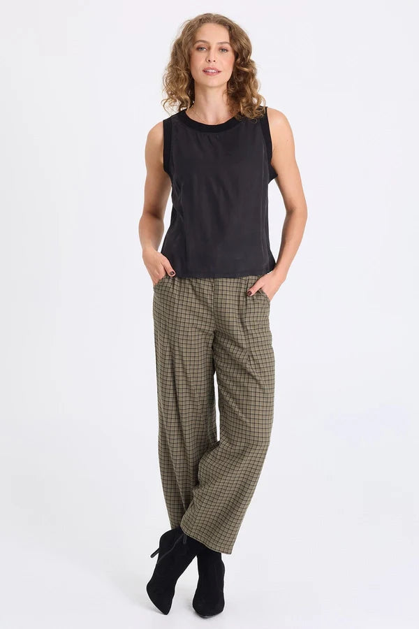 Amun Pant