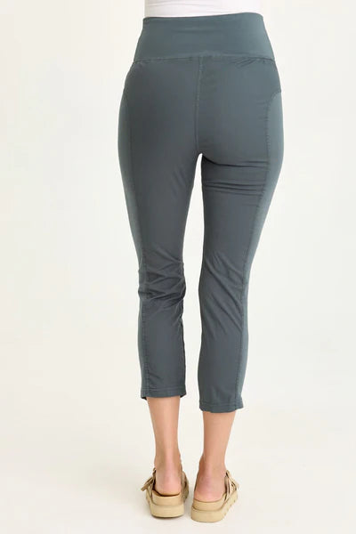 High Waist Jetter Crop