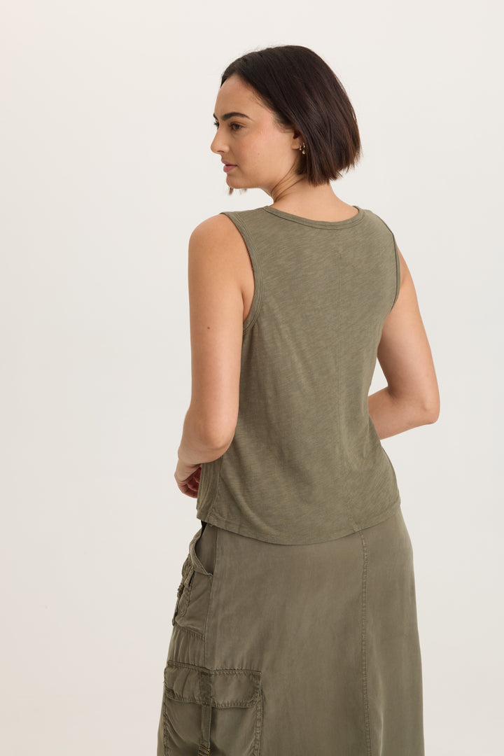 Etano Tank