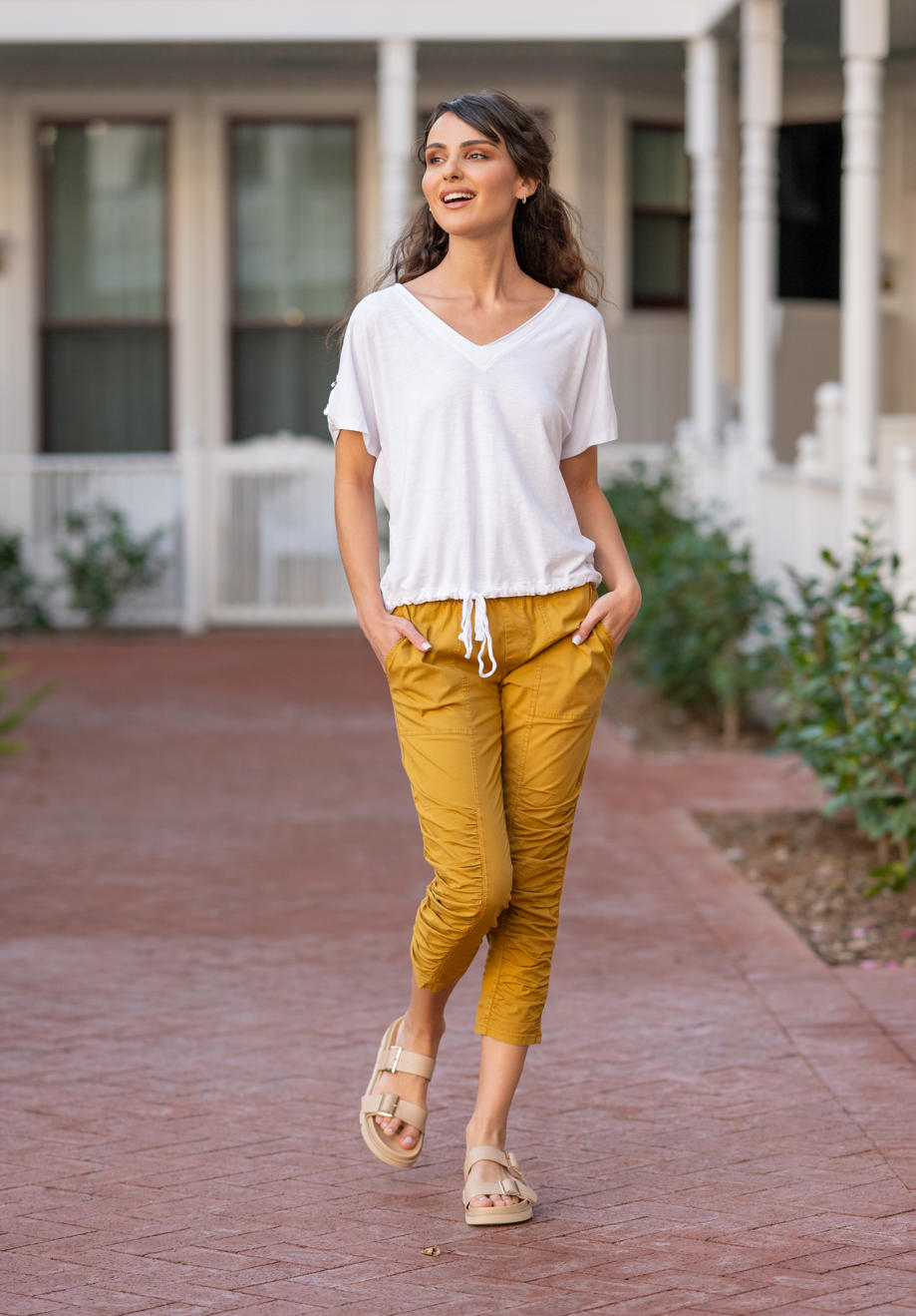 Knit Bower V-Neck Top