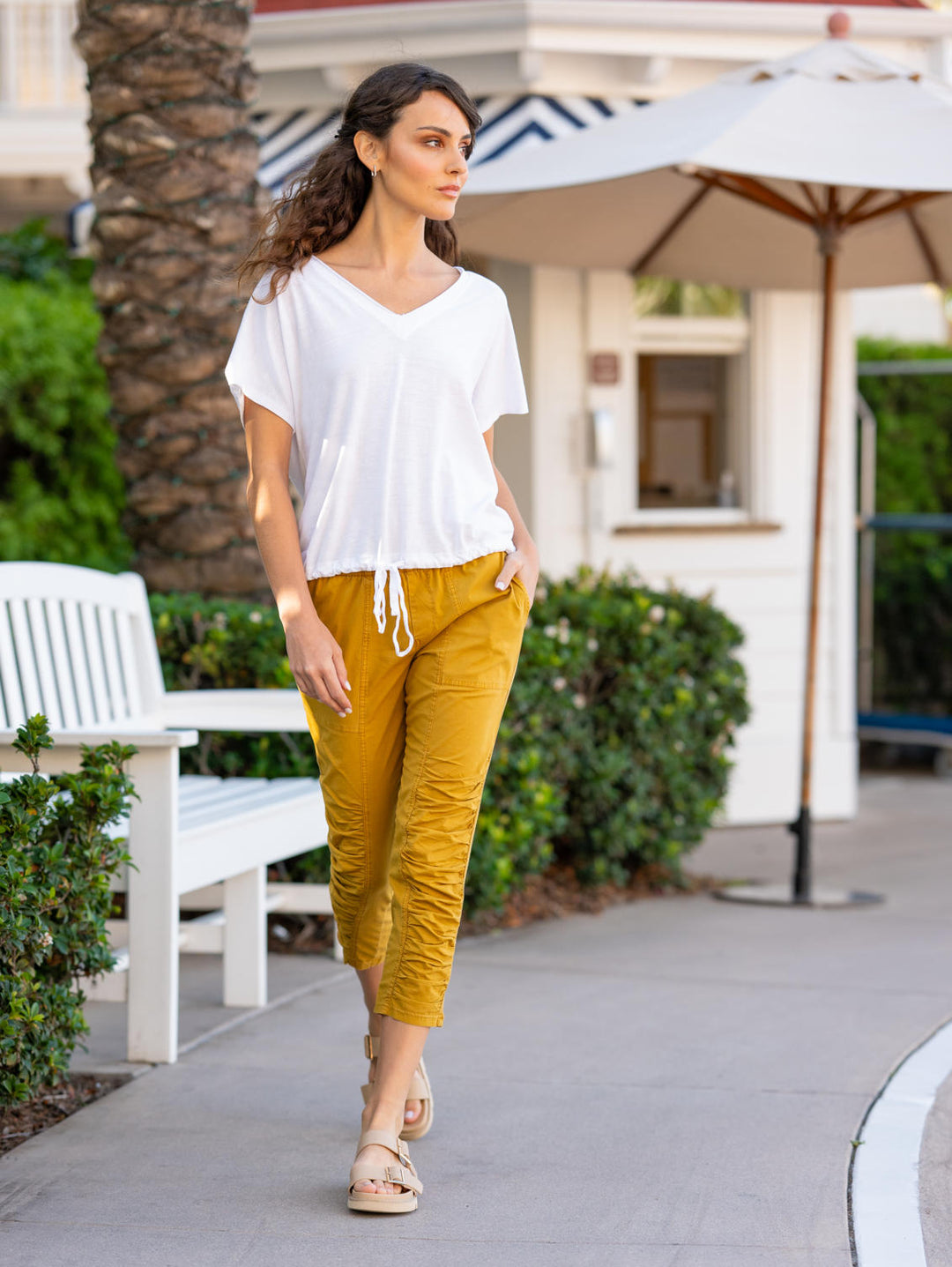 Knit Bower V-Neck Top