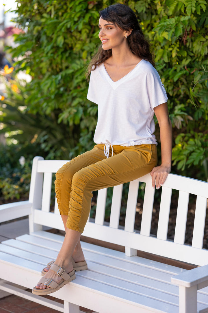 Knit Bower V-Neck Top