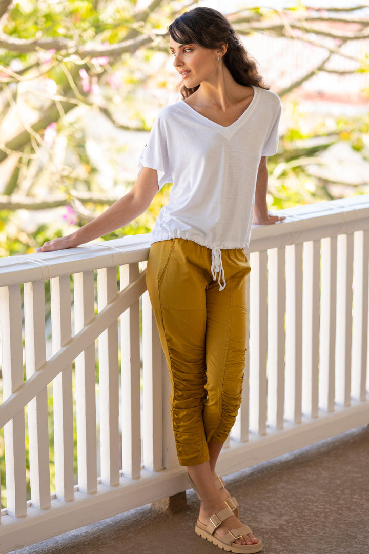Knit Bower V-Neck Top