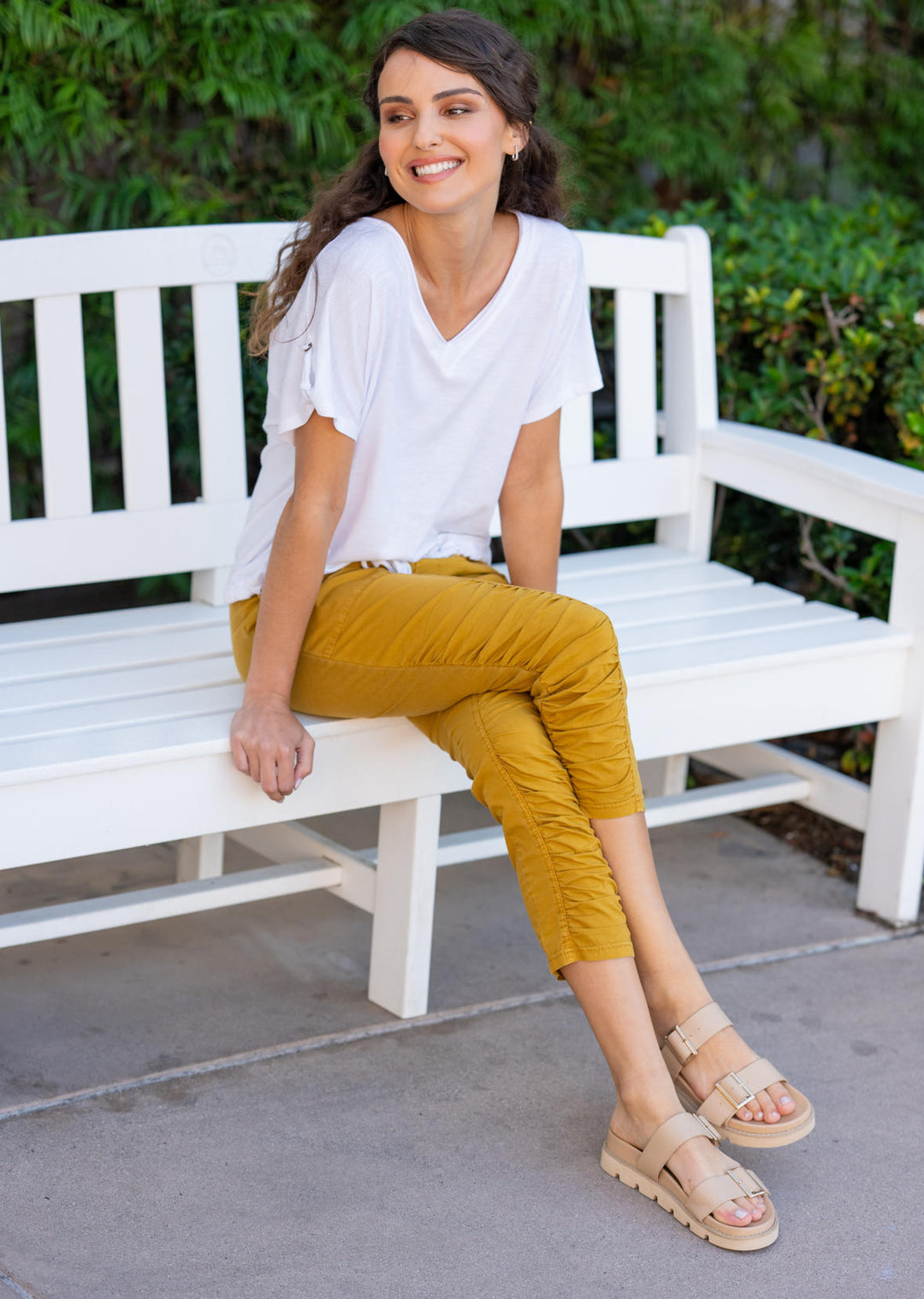 Knit Bower V-Neck Top