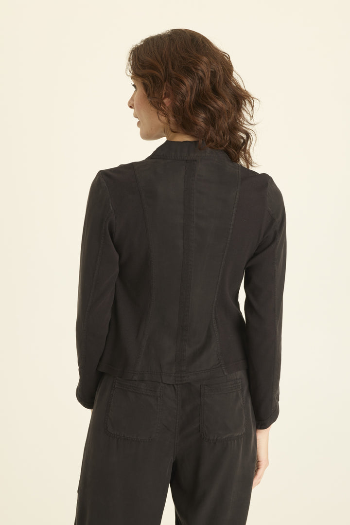 Elvor Jacket
