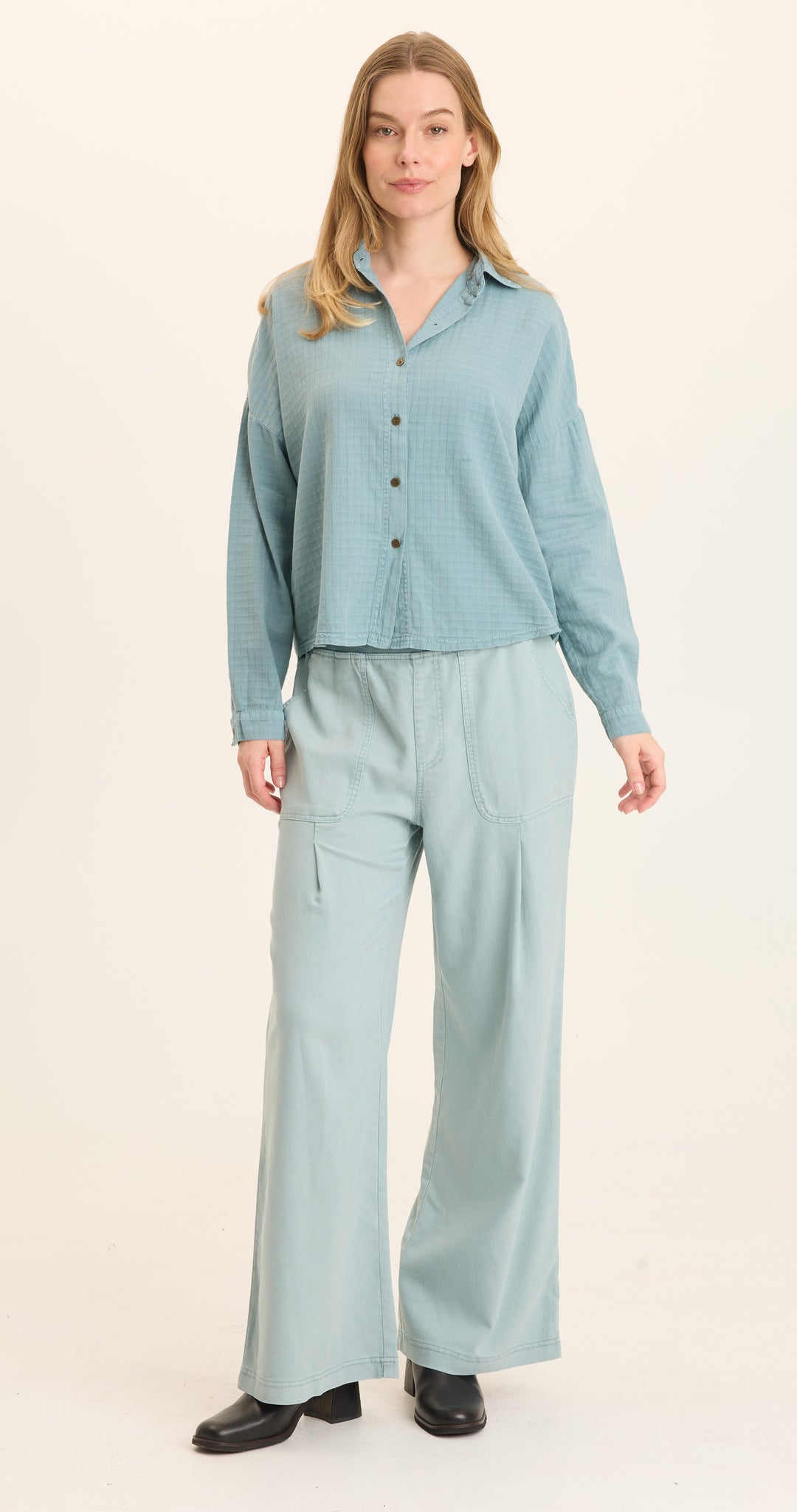 Becknir Button Up Blouse