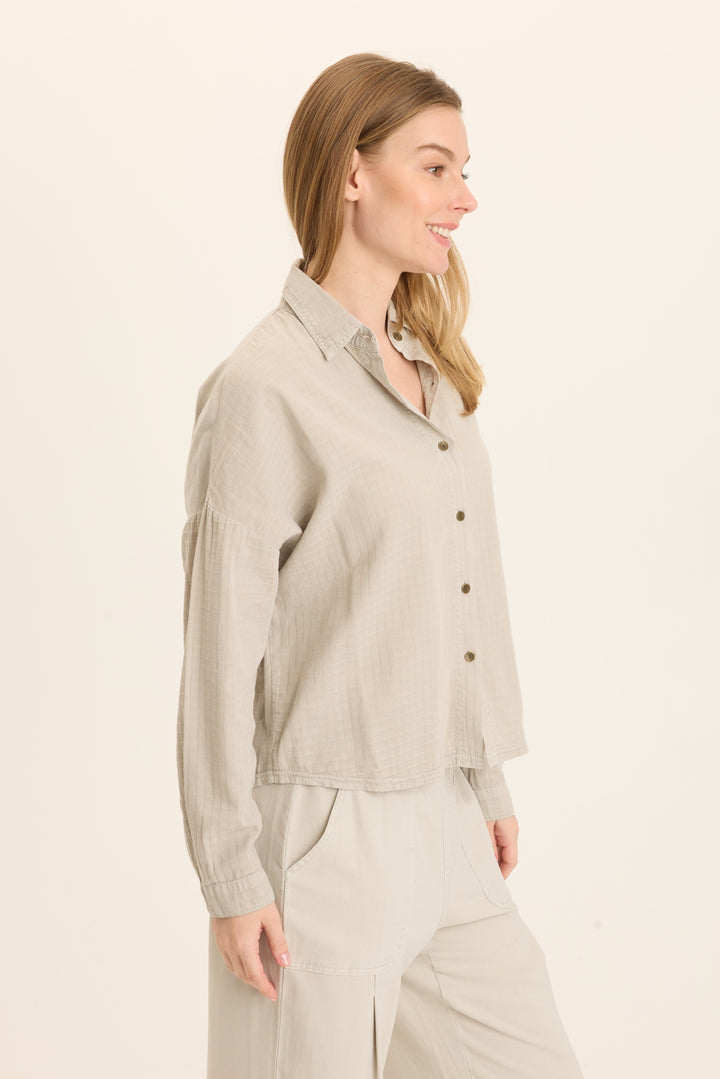 Becknir Button Up Blouse