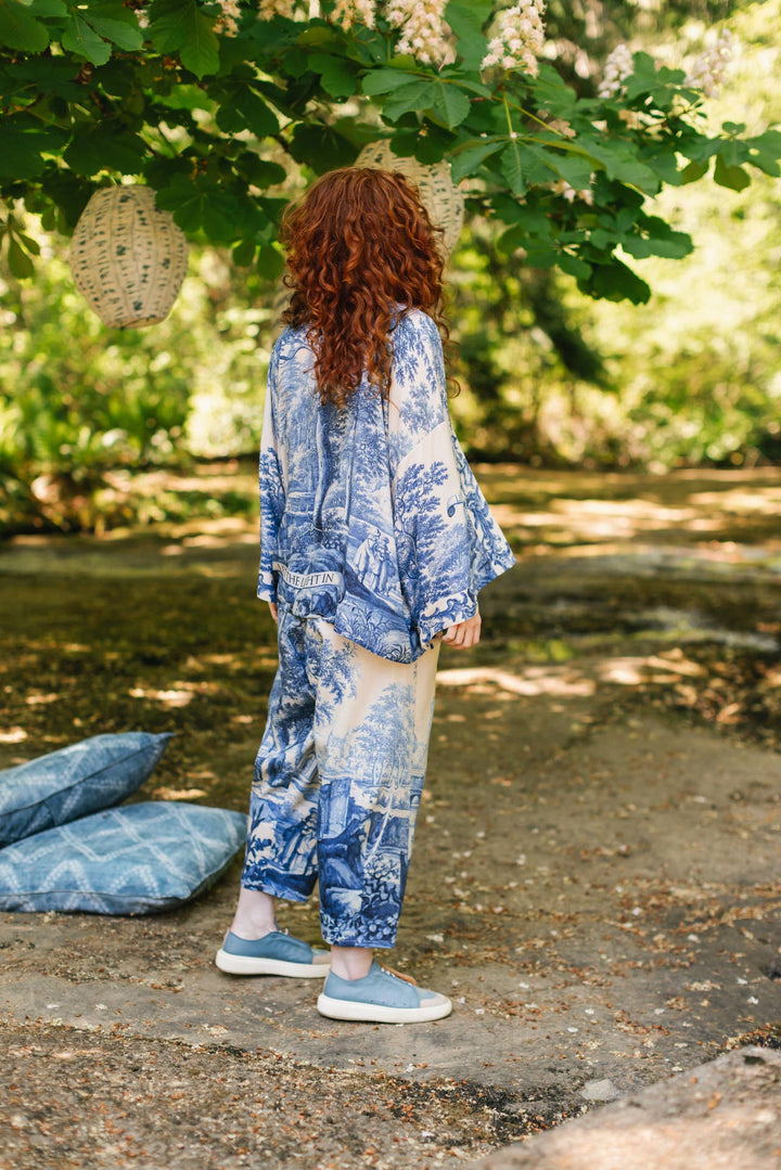 Let The Light In Linen Cropped Artist Pant Blue Delft Print