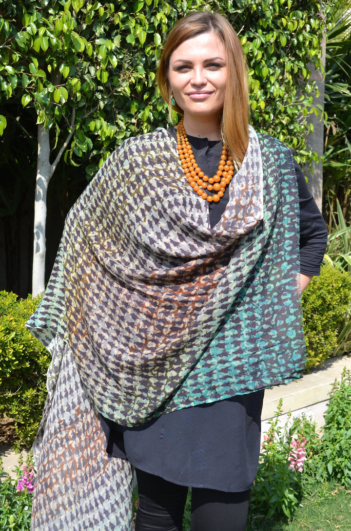 Fashionista Lightweight Pure Silk/Wool Shawl in Fall Colors