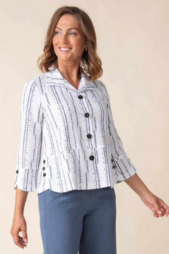 Crinkle Crepe Bud Tulip Hem Swing Jacket