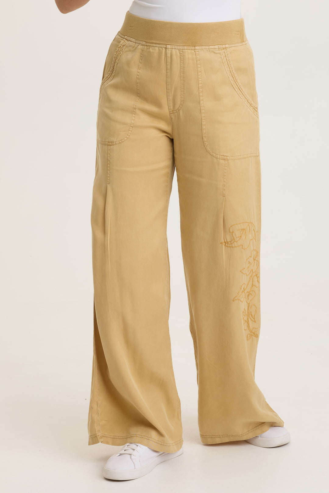 Embroidered Dacia Wide Leg