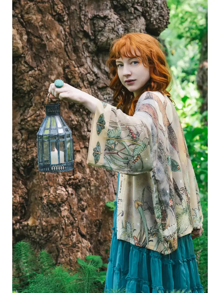 Lovelight Pixie Cropped Kimono w/ Woodland Swallow & Stars