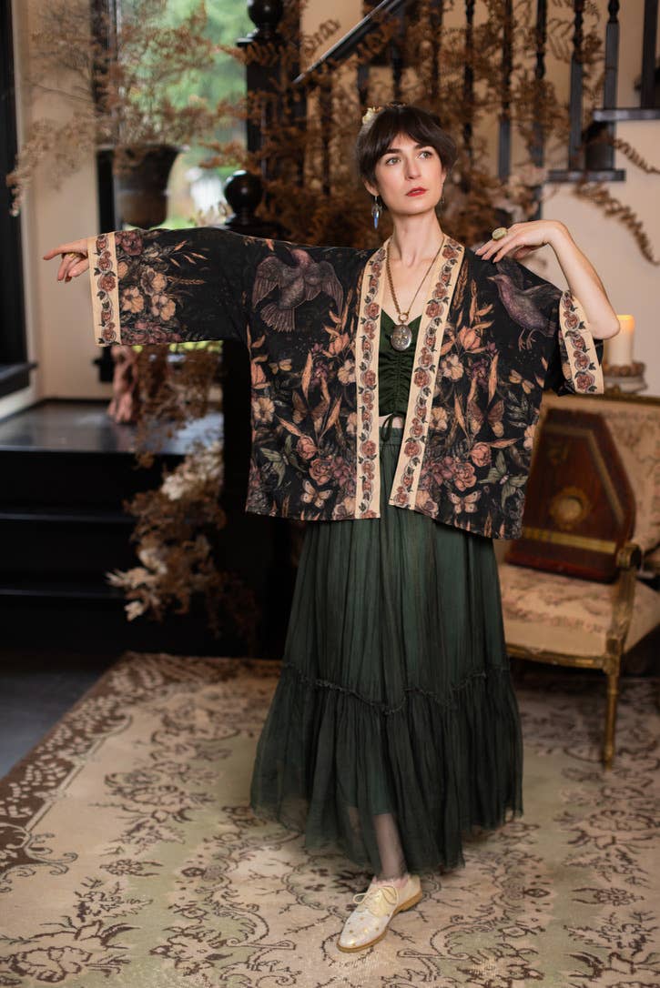 Momento Pixie Duster Crop Kimono w/ Floral, Starling & Skull