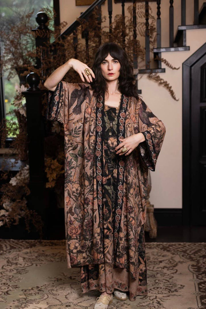 Momento Opera Duster Kimono Robe w/ Starling & Skull