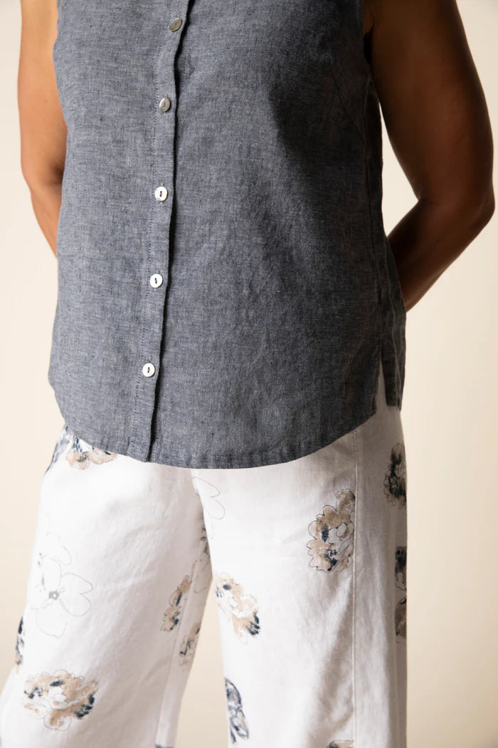 Linen Solid Pleat Back Button Tank