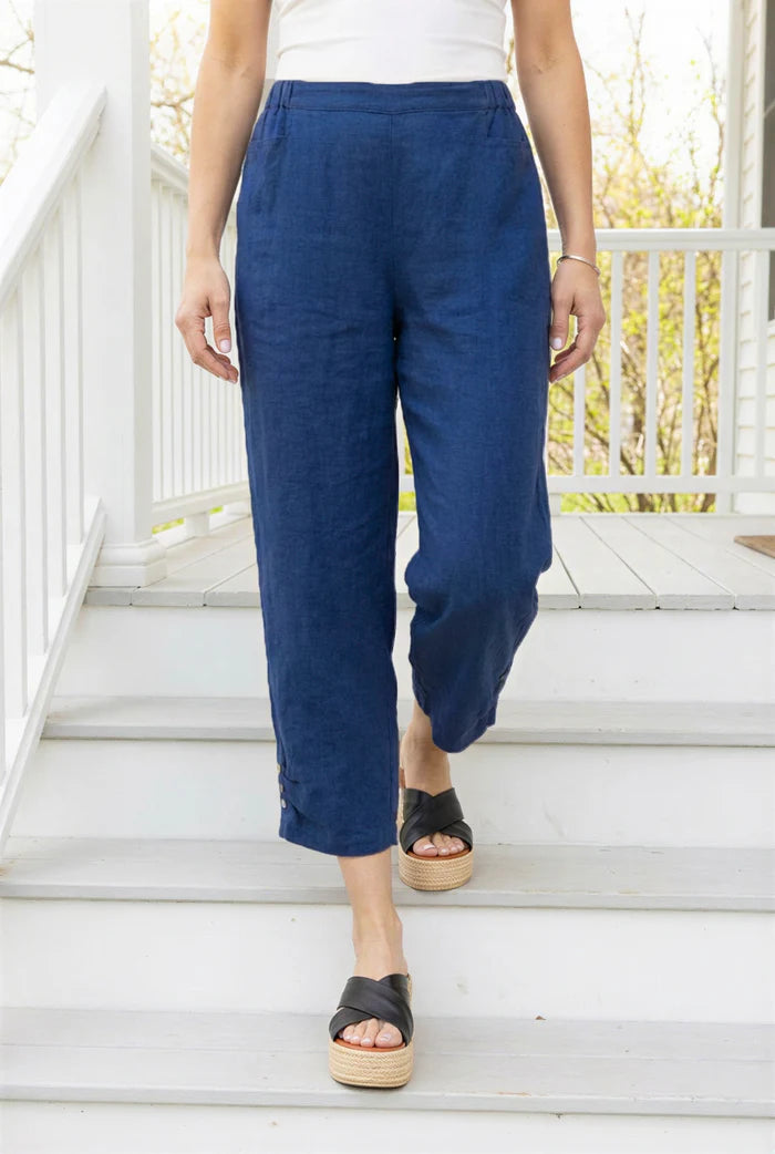 Linen Solid Pleat Button Capri