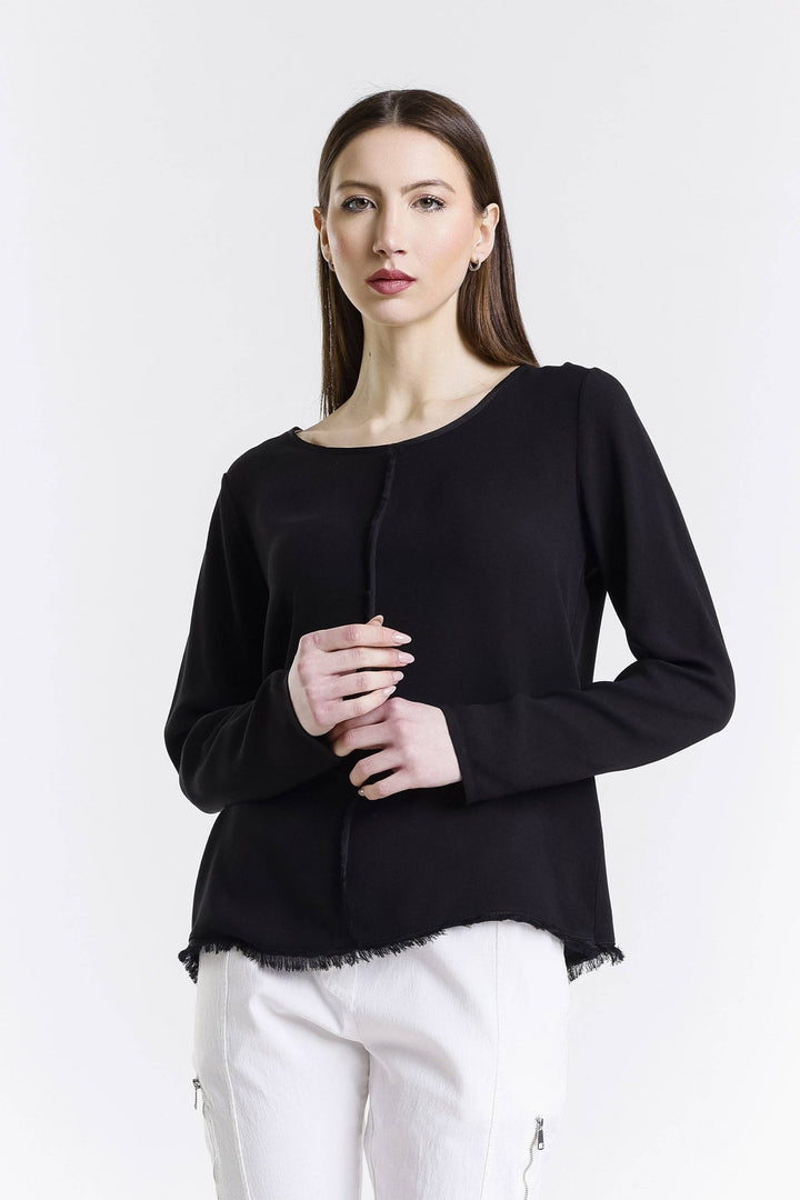 Rain Crepe Center Fringe Blouse