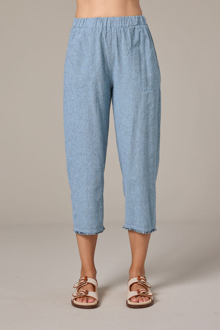 Raw Edge Crop Pant