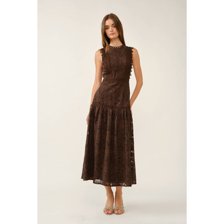 Flora Elegant Guipure Lace Sleeveless Maxi Dress