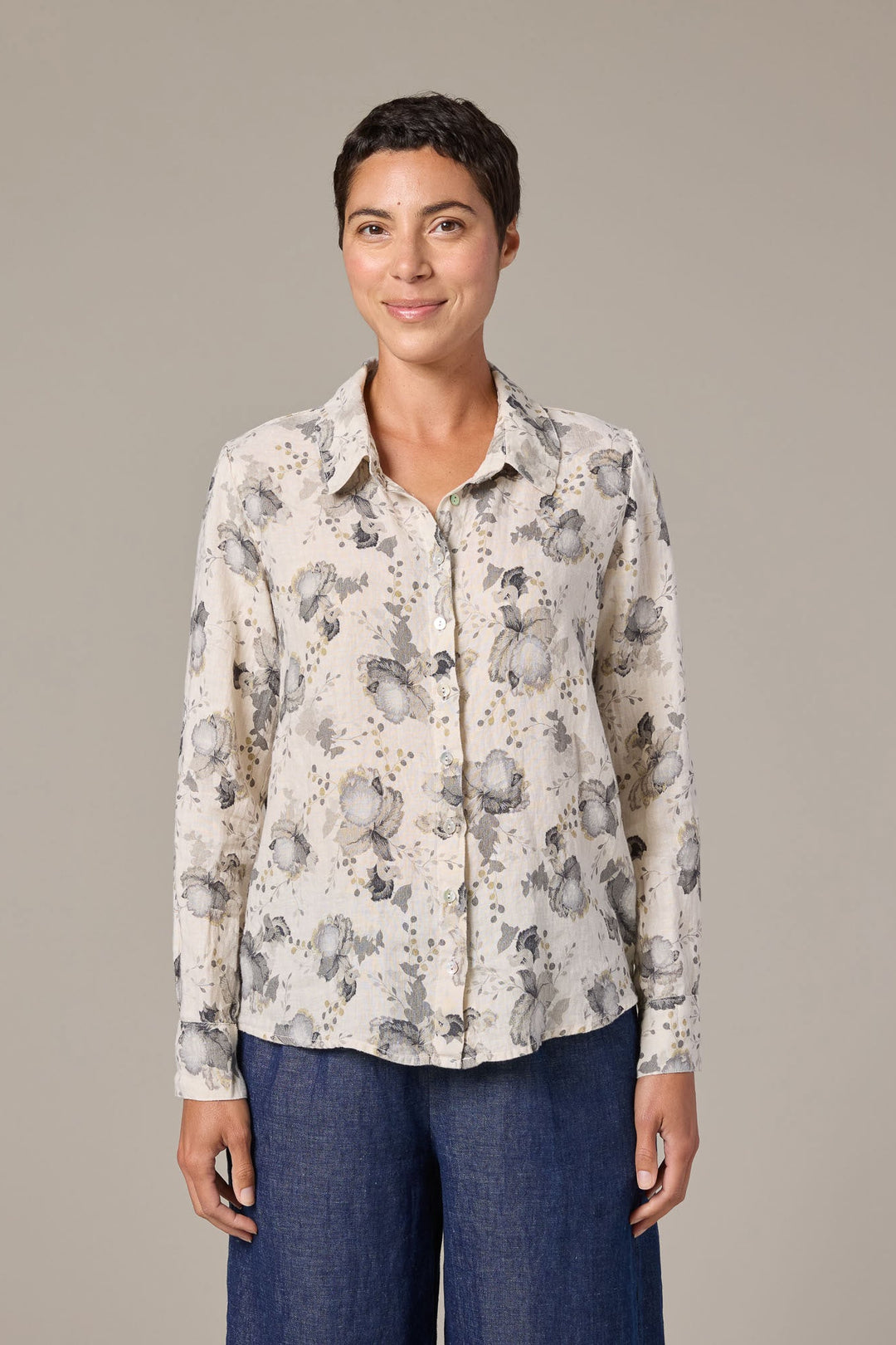 Prints Charming Fitted Blouse