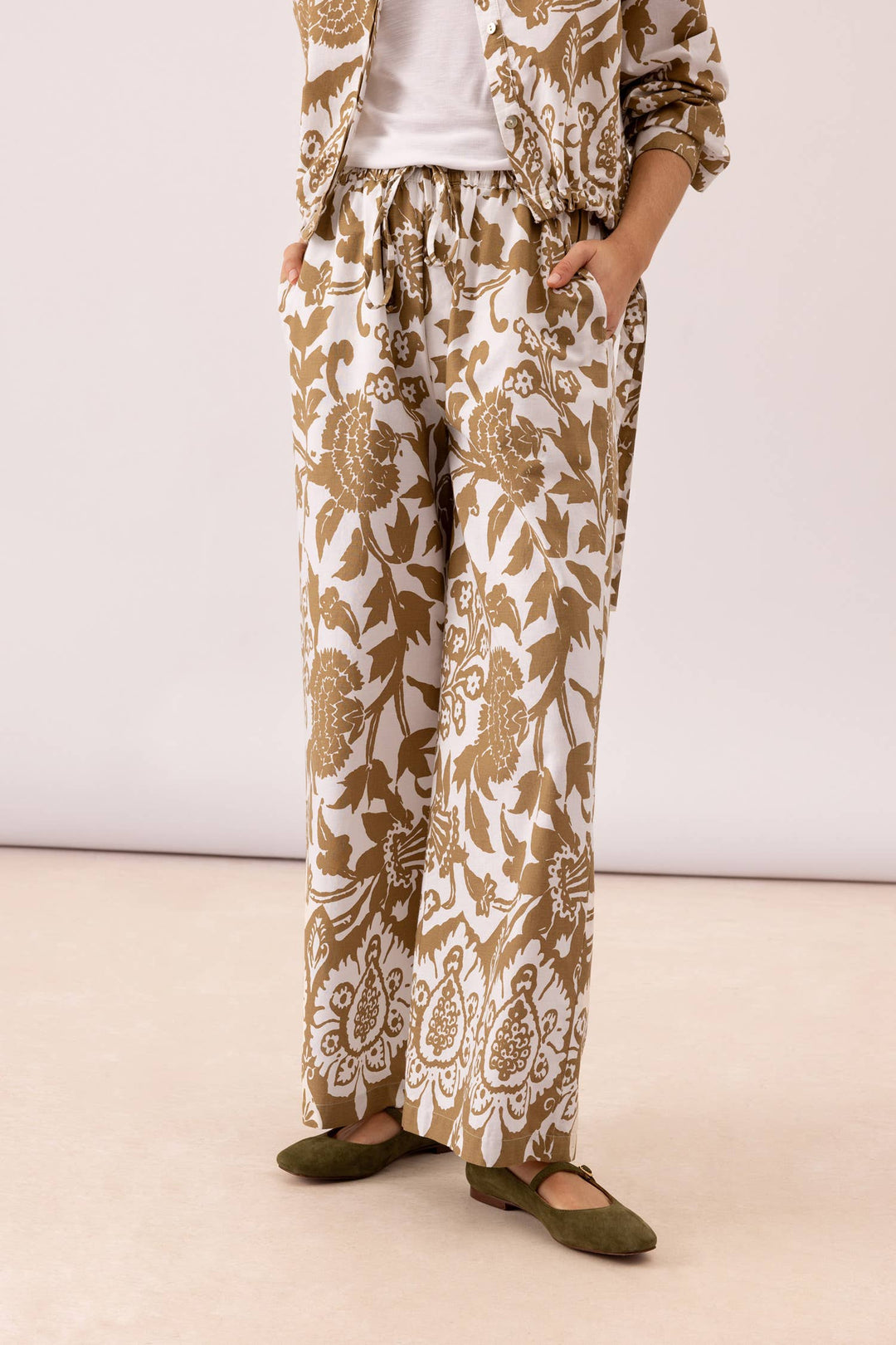 Floral Printed Pants