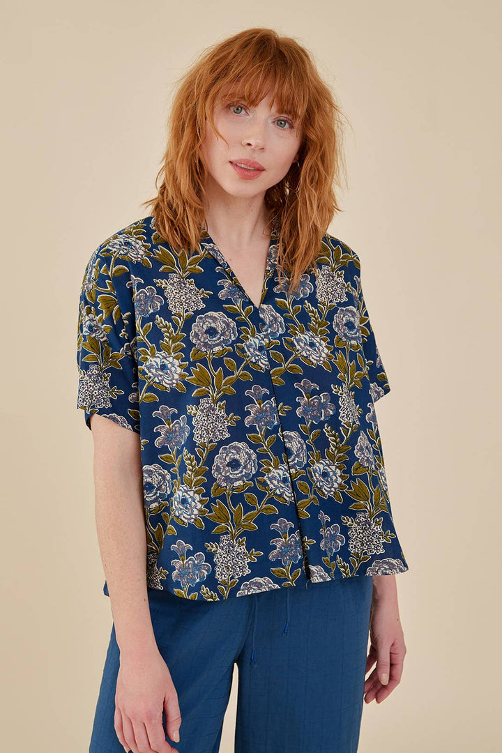 Carmen Top Blue Blooms