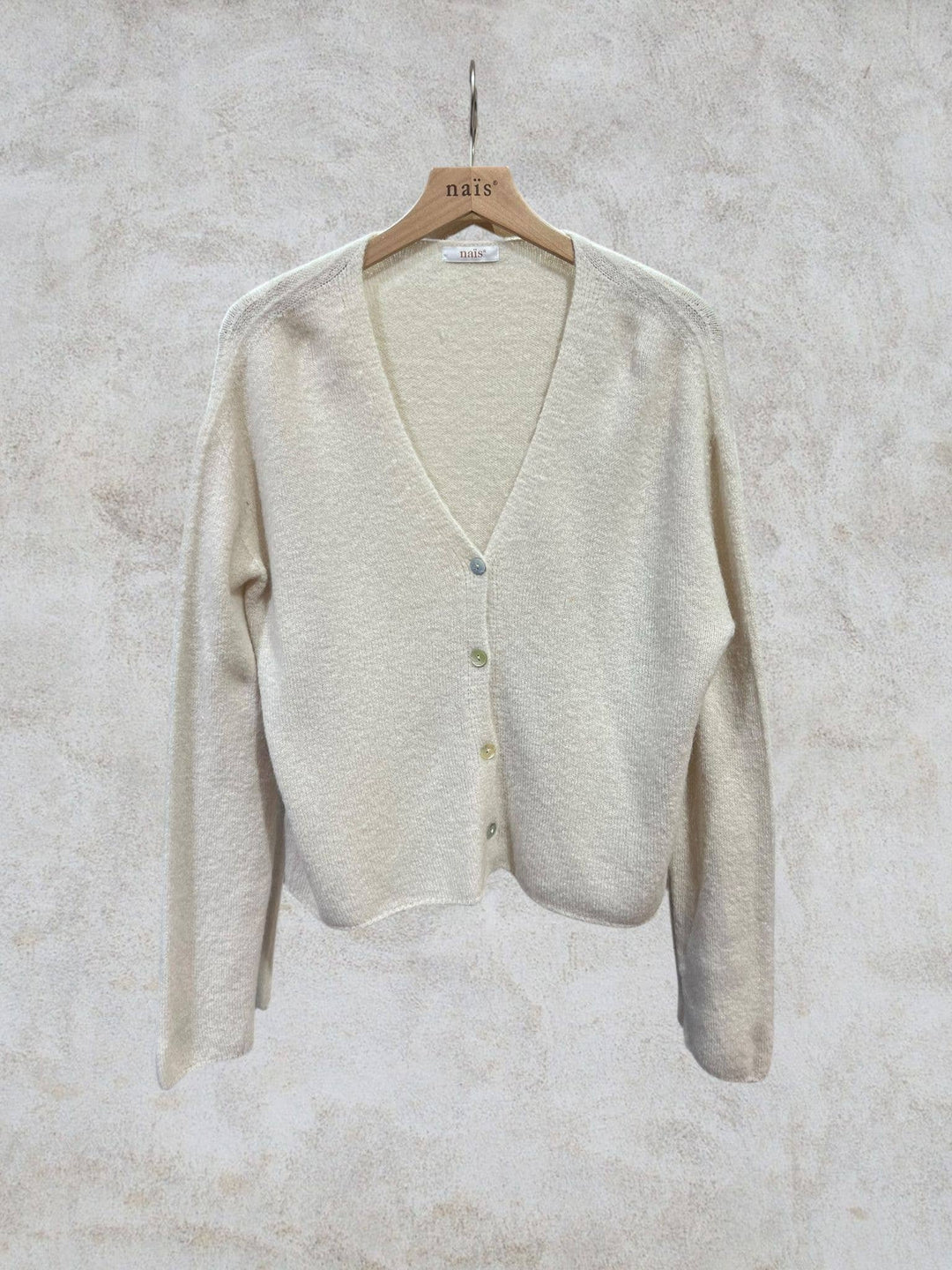 Short buttoned V-neck Cardigan in Alpaca and Wool