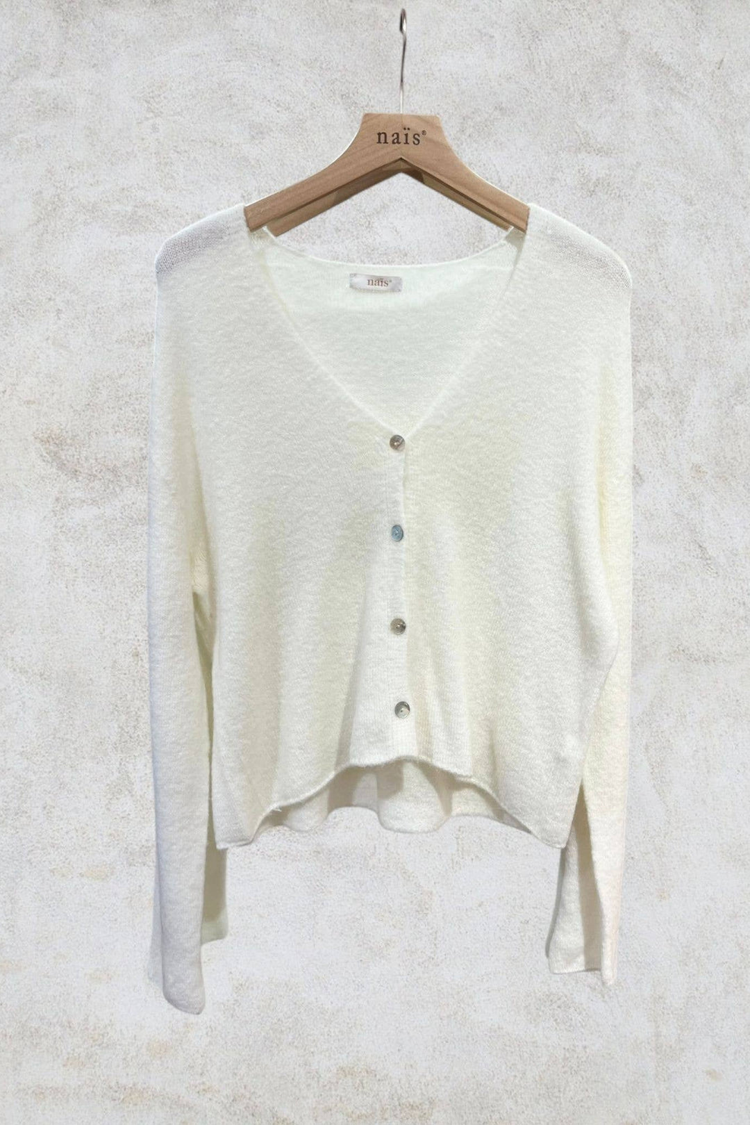 Short buttoned V-neck Cardigan in Alpaca and Wool