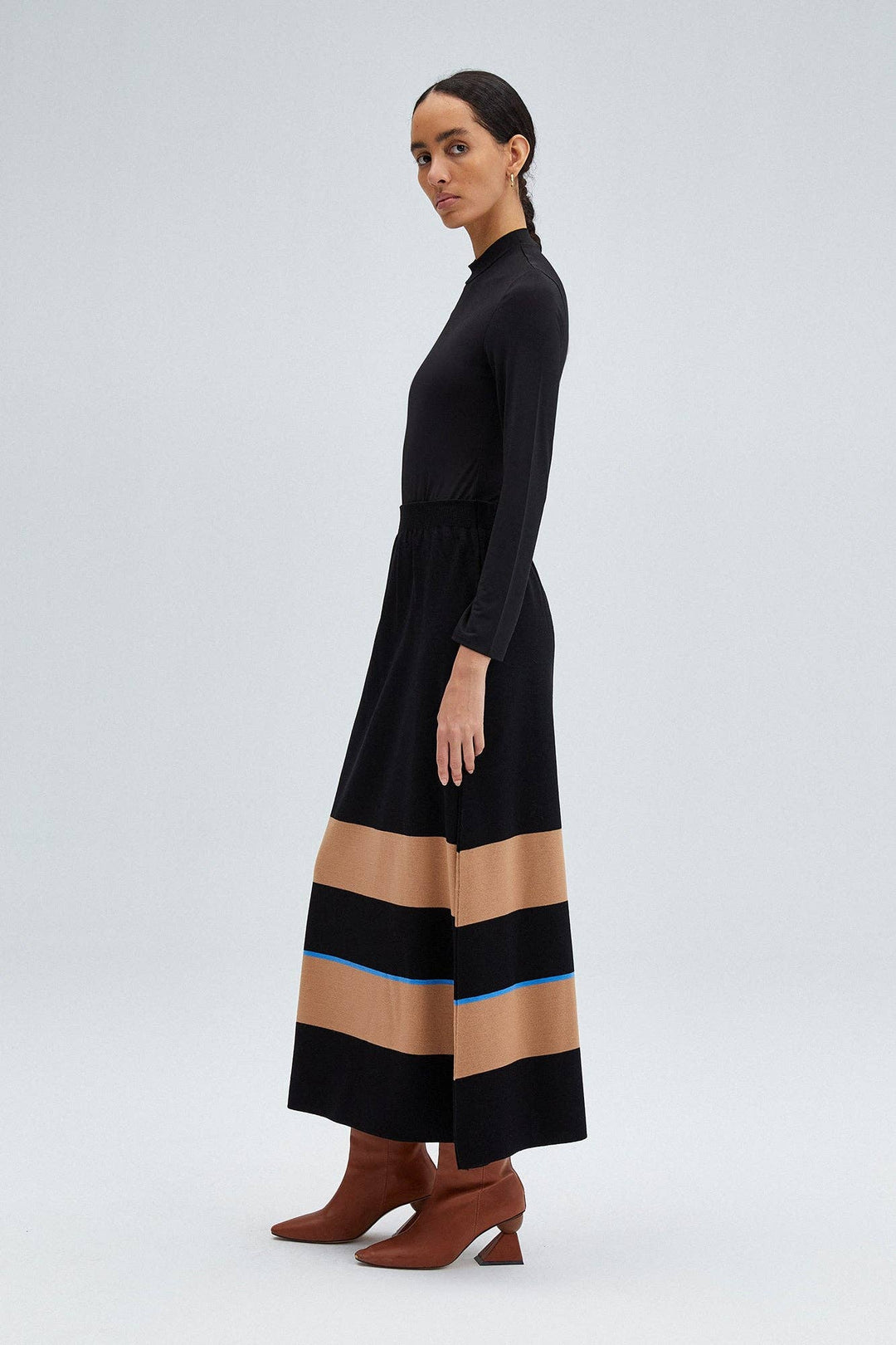 Striped Knitwear Skirt With Elastic Waist