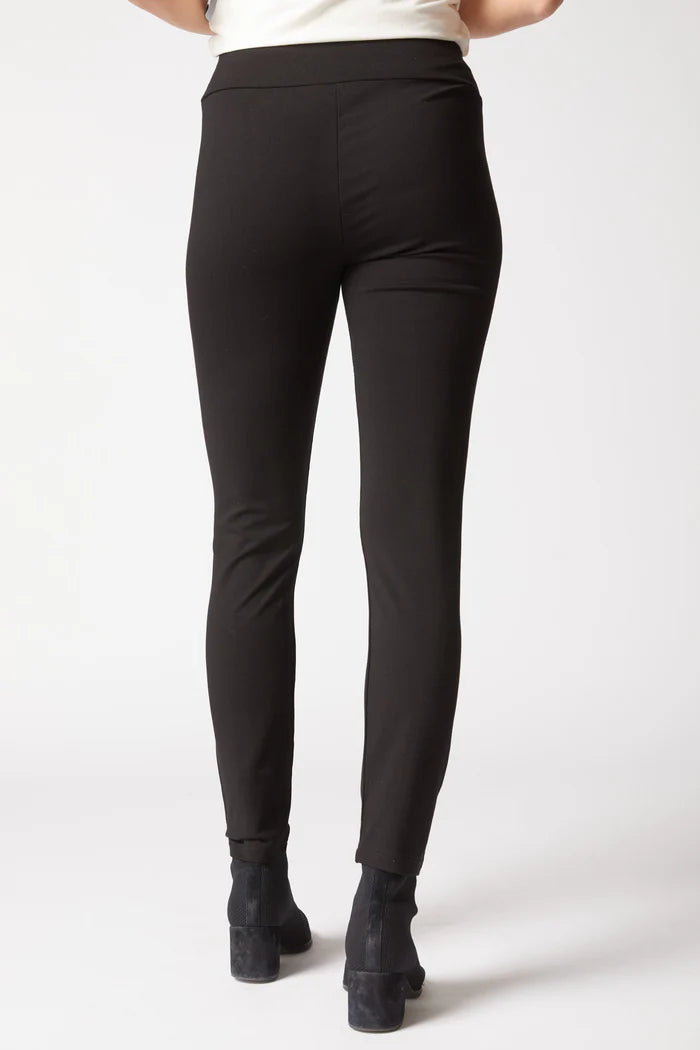 Core Travel Solid Easy Pant