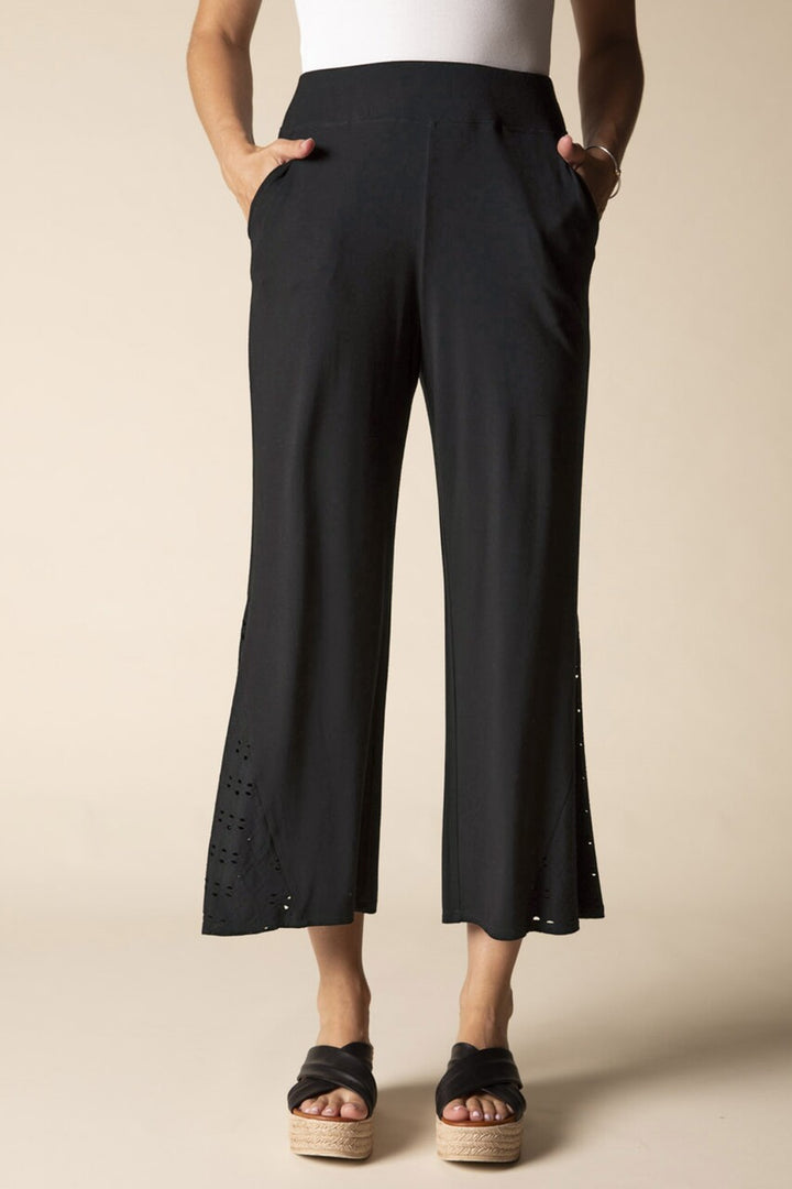 Eyelet Blooms Pant