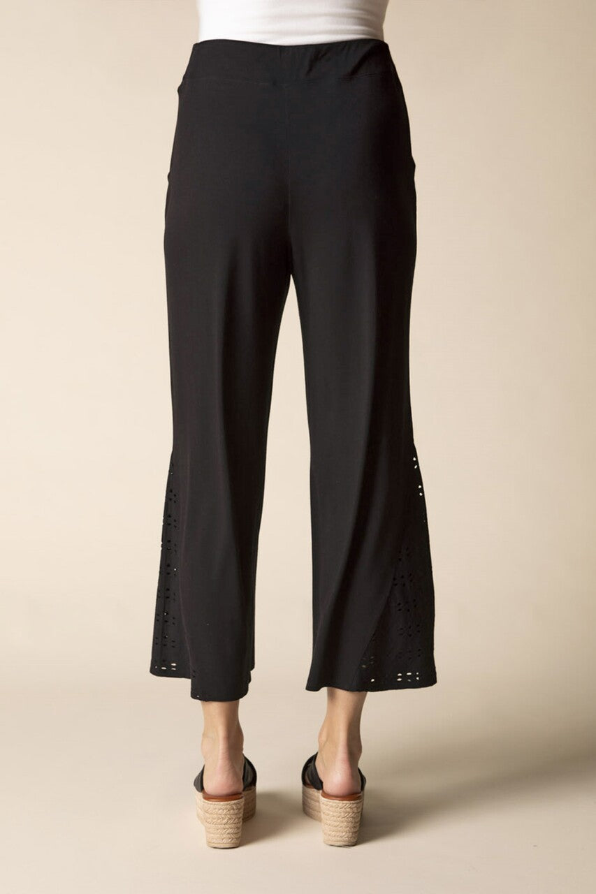 Eyelet Blooms Pant
