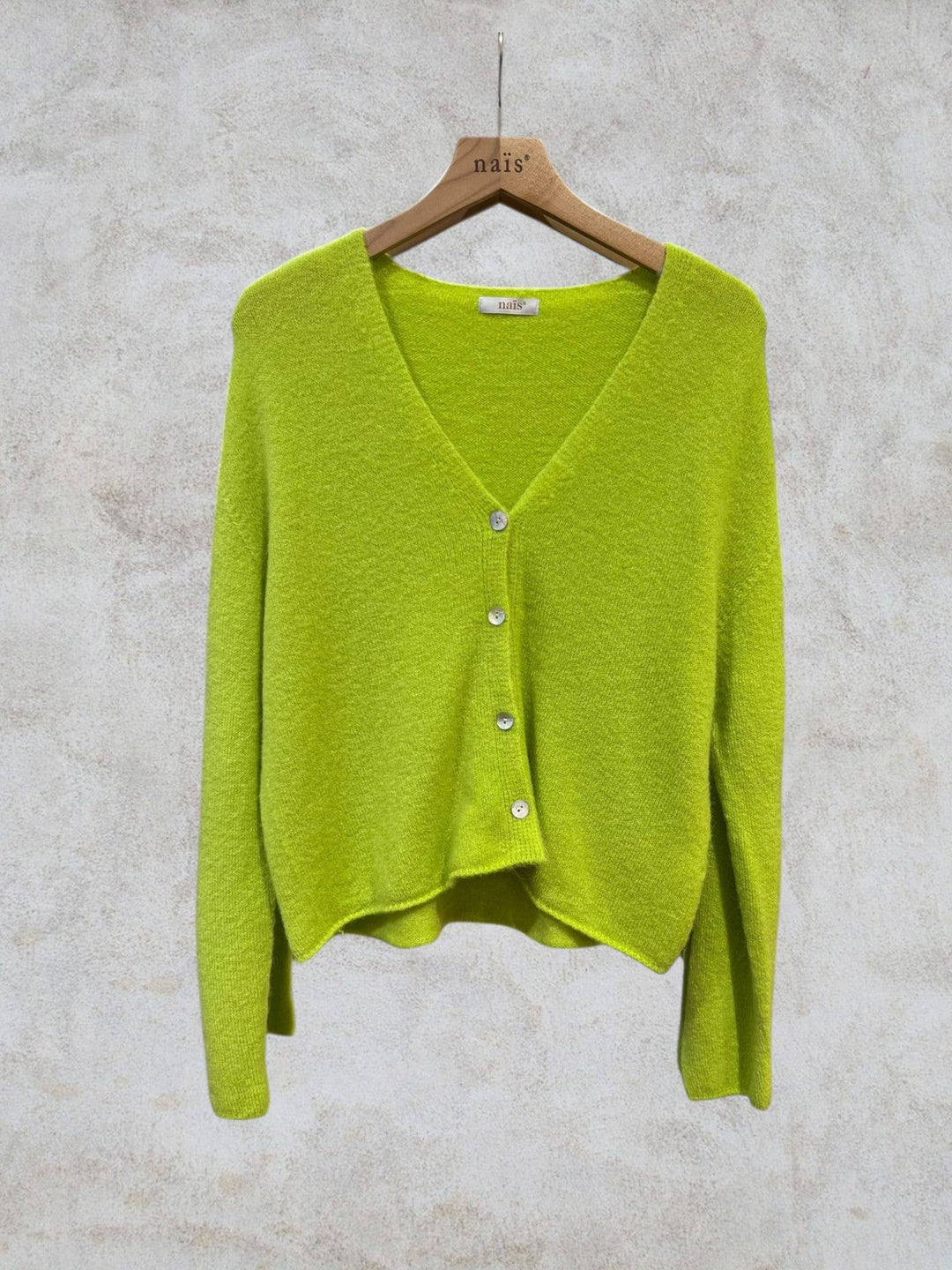 Short buttoned V-neck Cardigan in Alpaca and Wool