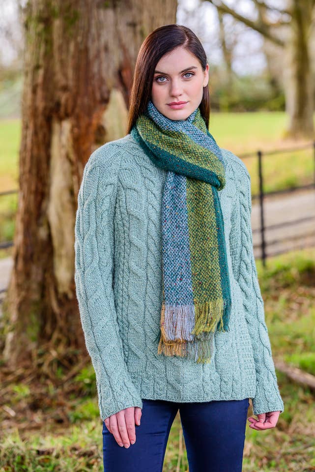 Islander Scarf i32
