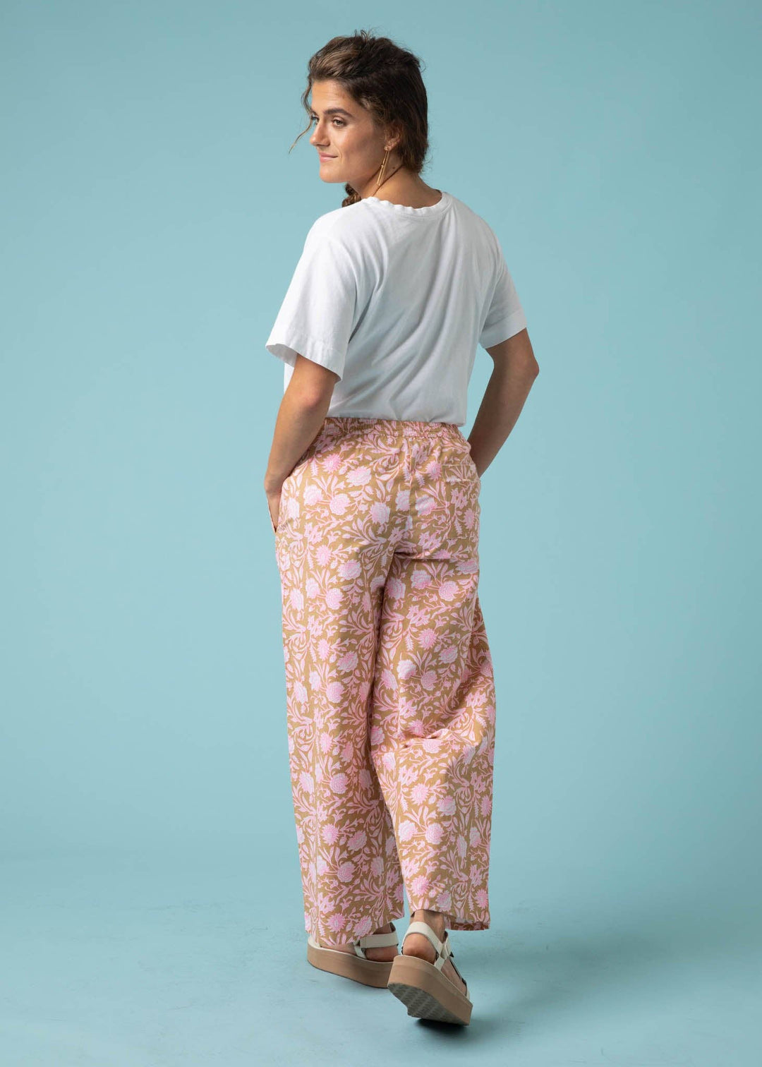 Shore Pant - Floral Escape in Baked Clay & Neon Pink
