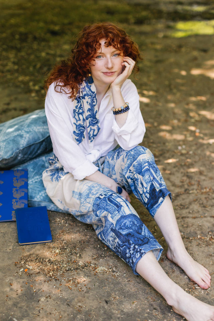 Let The Light In Linen Cropped Artist Pant Blue Delft Print