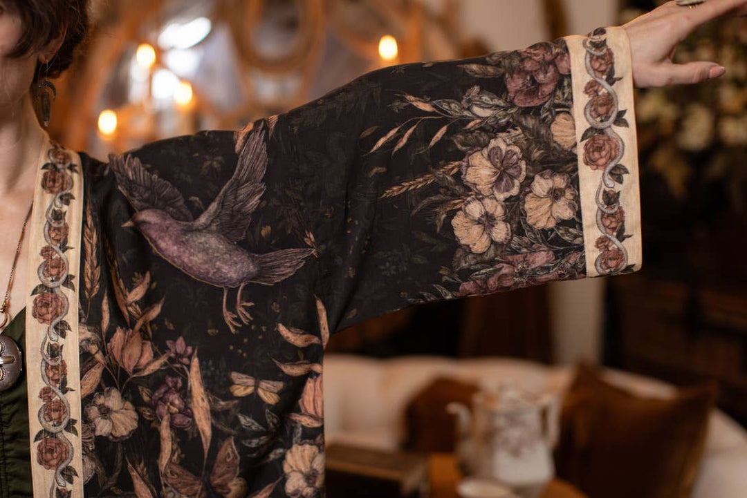 Momento Pixie Duster Crop Kimono w/ Floral, Starling & Skull