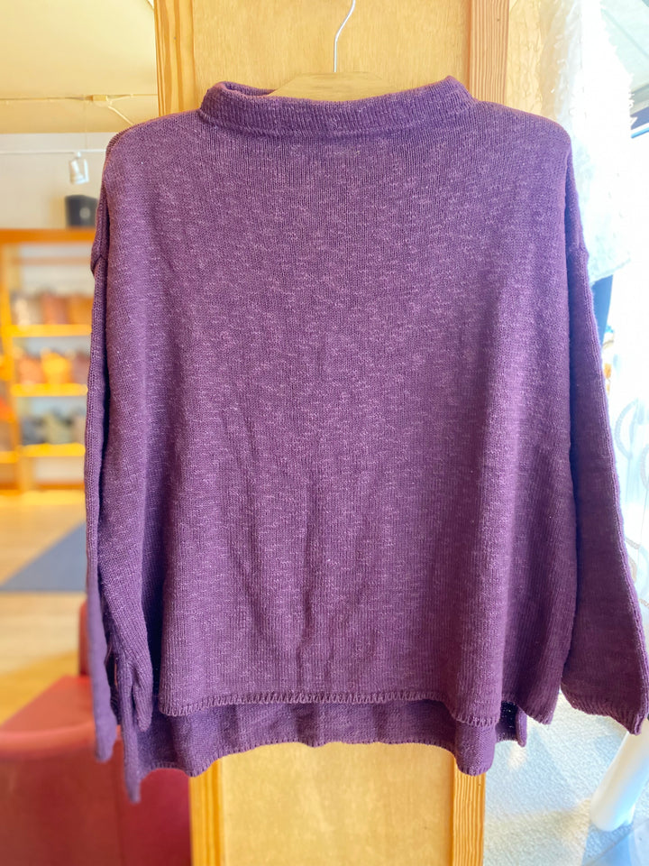 Mock Neck Pullover