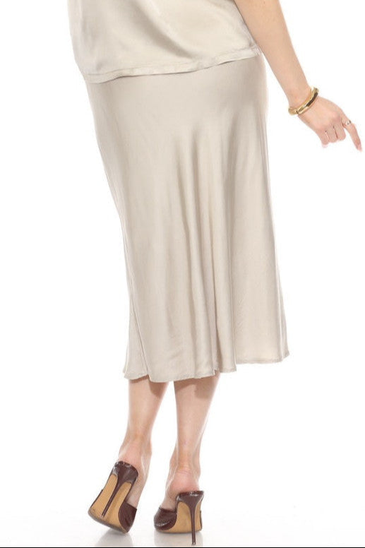 Flora Ashley at Adlib Clothing - Asheville's Locally Owned, Premier Fashion Boutique for Women over 40