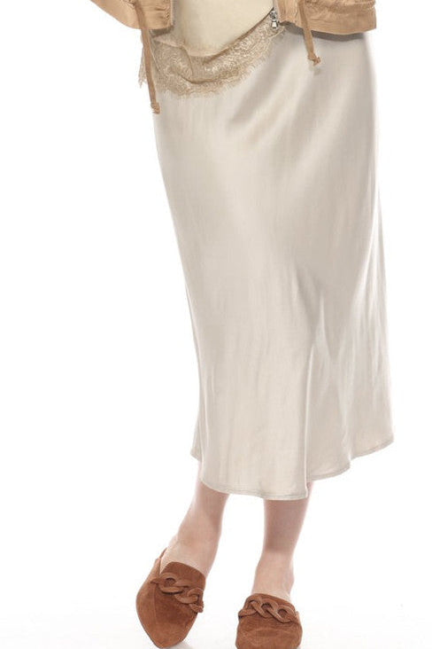 Flora Ashley at Adlib Clothing - Asheville's Locally Owned, Premier Fashion Boutique for Women over 40