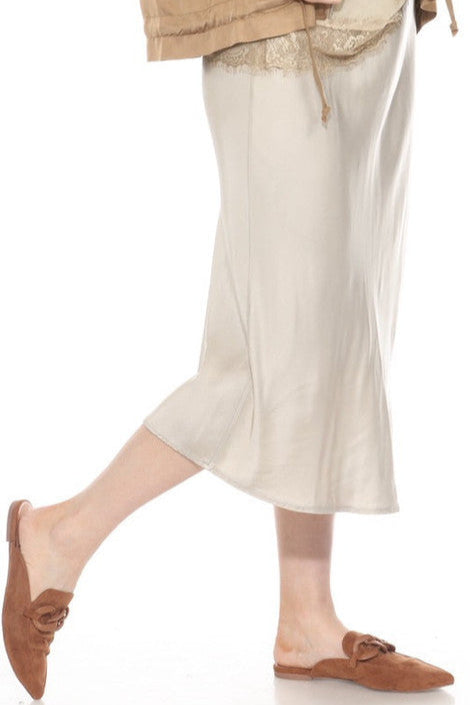 Flora Ashley at Adlib Clothing - Asheville's Locally Owned, Premier Fashion Boutique for Women over 40