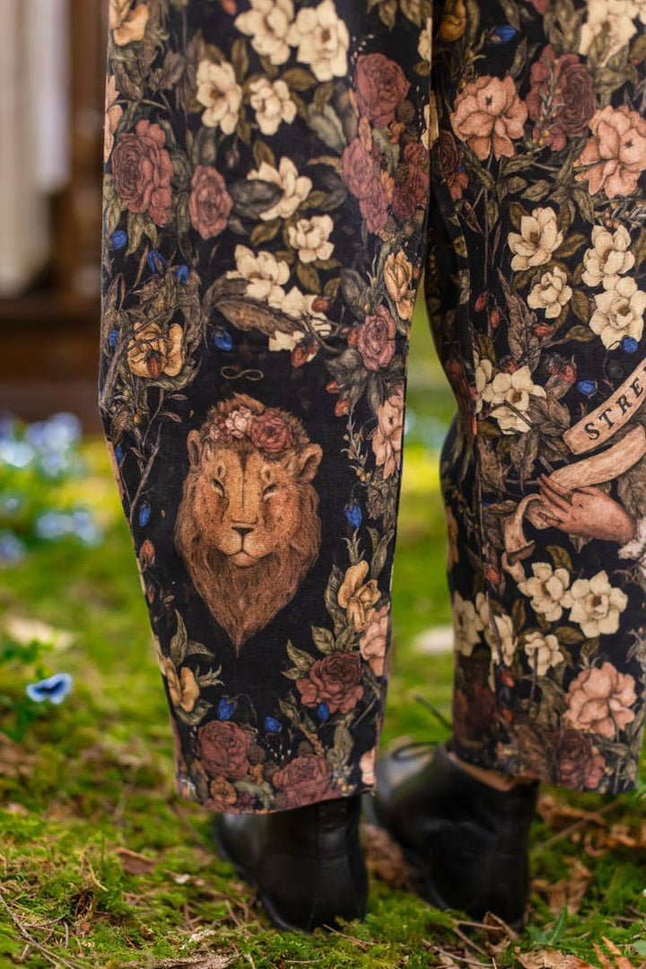 Market of Stars at Adlib Clothing - Asheville's Locally Owned, Premier Fashion Boutique for Women over 40