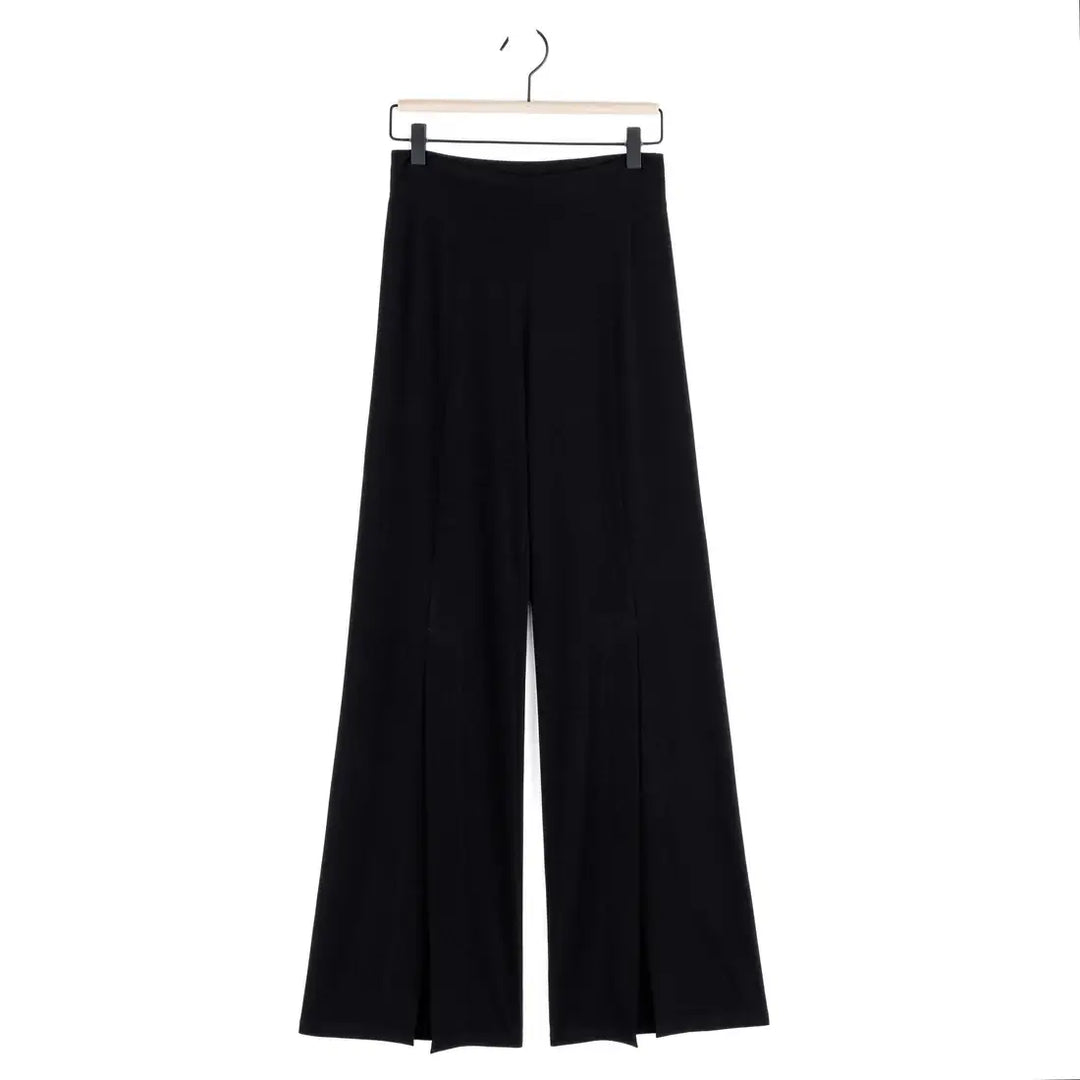 Kick Front High Slit Pant