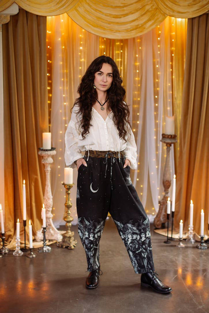 The Guardians Artist Pant w/ celestial print & angels