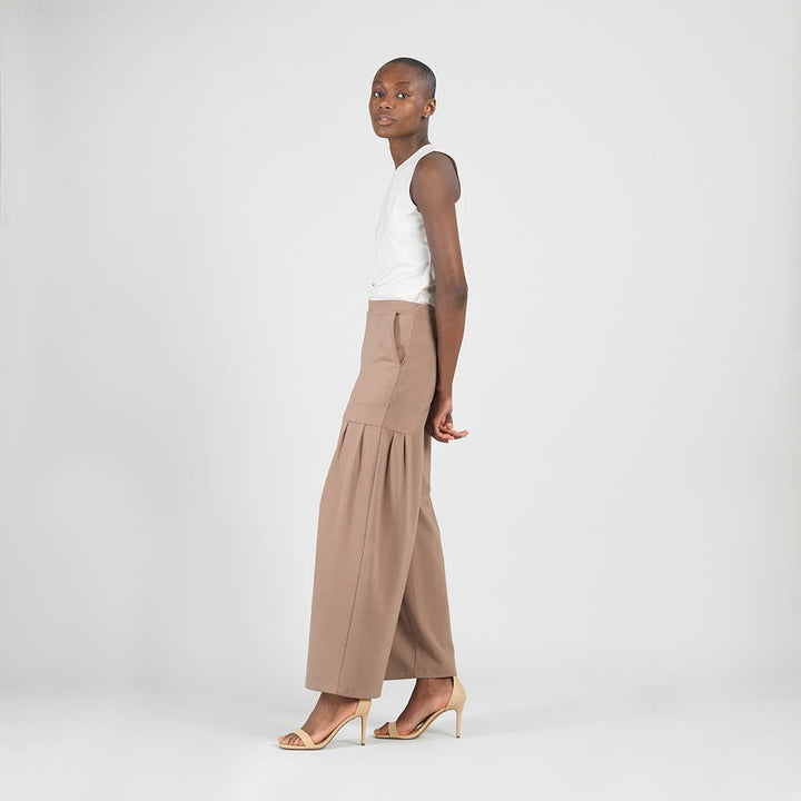 Rayon-Ponte Knit - Pleated Wide Leg Pocket Pant